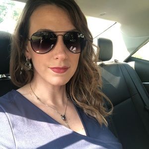 Meet your Posher, Aileen